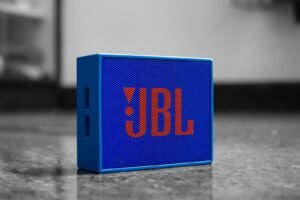 blue and black digital clock at 10 00
