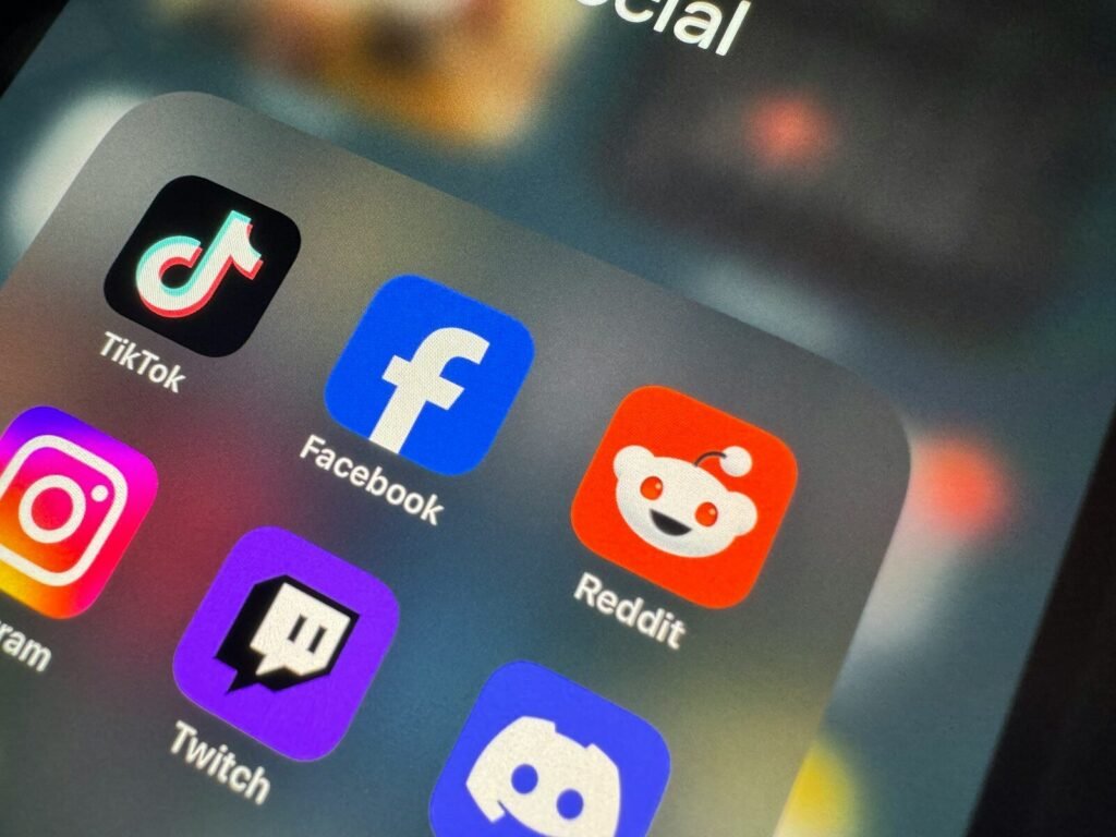 Reddit product storefront