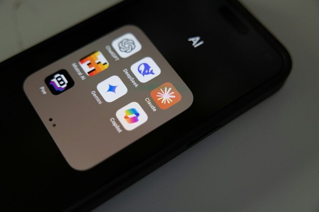 Claude Code Gets a Built-In Code Reviewer: A New Era of AI-Assisted Programming 3 A close up of a cell phone on a table